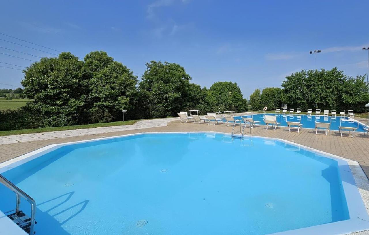 Wendy Apartment- Twobedroom & Pool & Parkprivatefree & Sports Desenzano del Garda Exterior photo